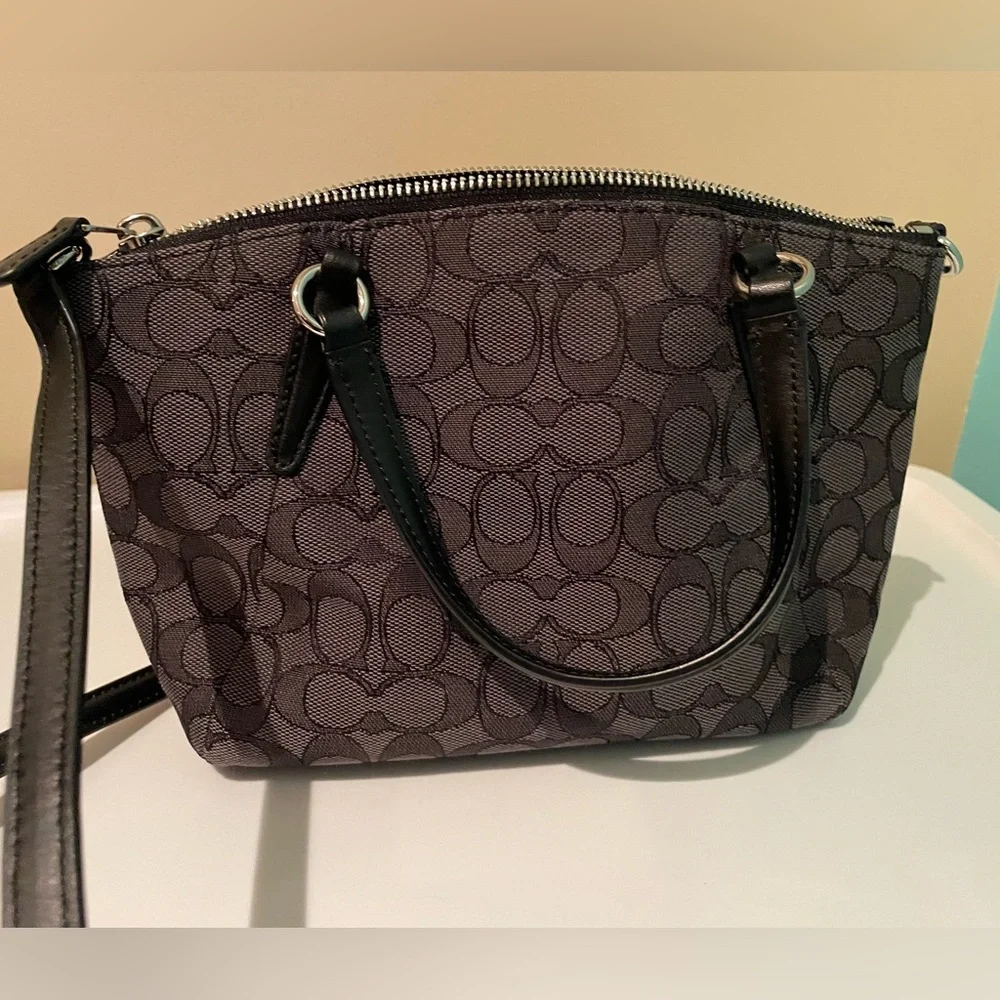 Coach Black Signature Bag - Picture 6 of 8